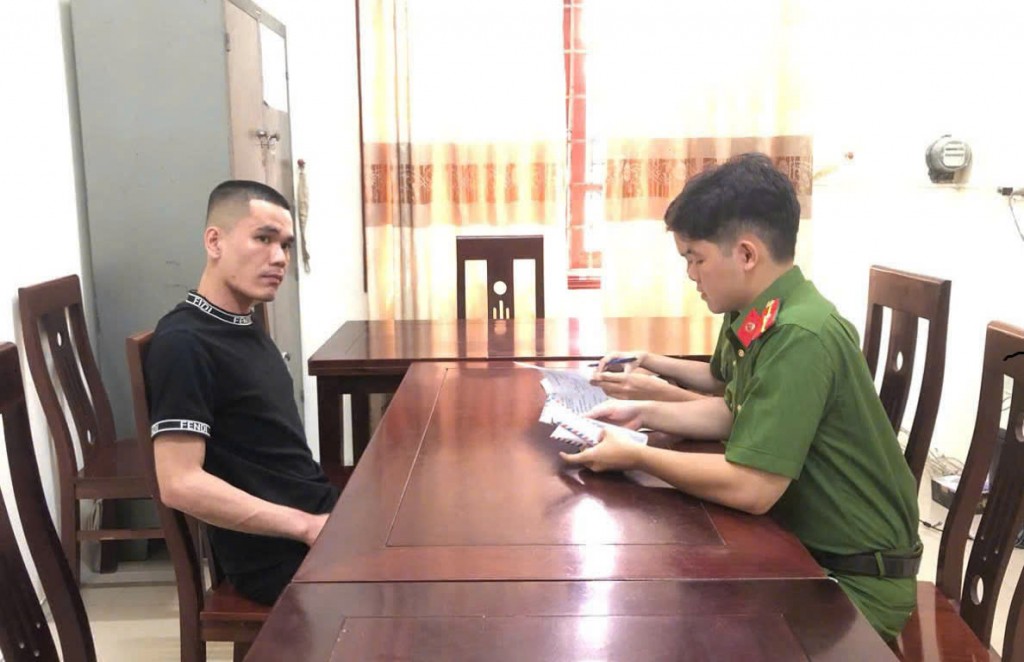 Công an xã Diễn Châu lấy lời khai đối tượng Nguyễn Văn Lương