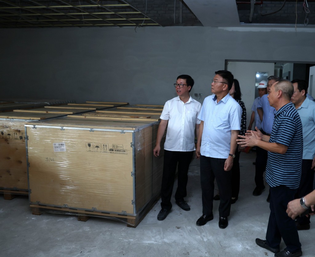 Trước ngày 30/11, đưa cơ sở 2 Bệnh viện Bạch Mai, Việt Đức vào sử dụng