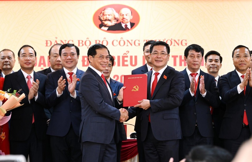 Bộ Công thương "đi trước mở đường”, tạo điểm tựa vững chắc cho doanh nghiệp