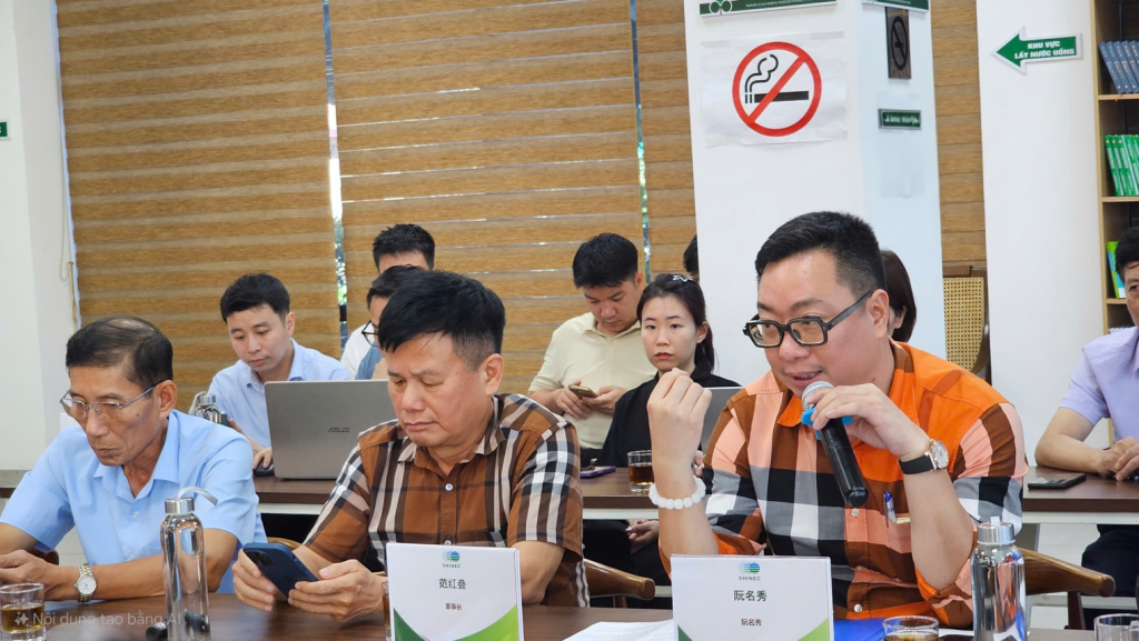 Ông Nguyễn Danh Tú – Phó Trưởng ban Ban Quản lý Khu kinh tế Hải Phòng chia sẻ tại buổi lễ