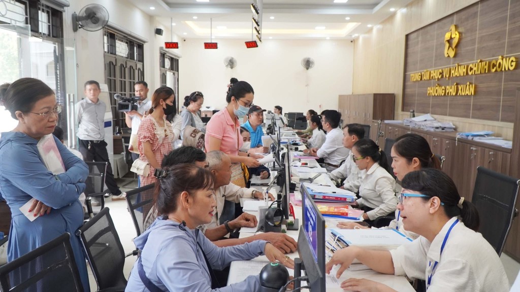 Sau hai tuần triển khai mô hình chính quyền địa phương 2 cấp, Huế dẫn đầu toàn quốc giải quyết thủ tục hành chính cấp xã, phường