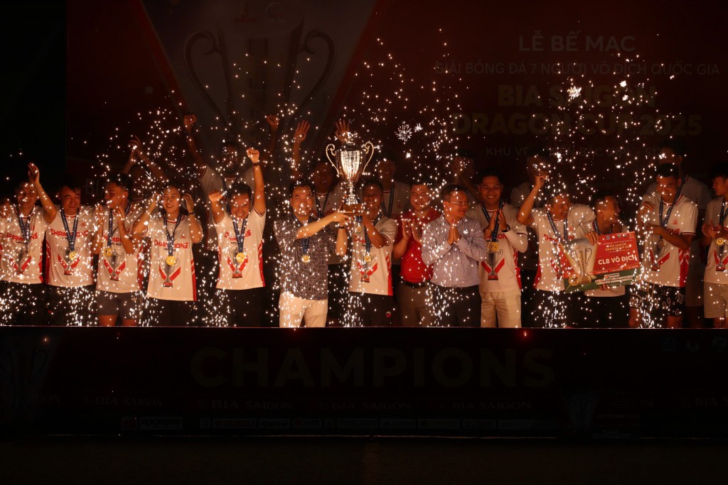 Thiên Khôi FC vô địch khu vực miền Bắc với thành tích bất bại Thiên Khôi FC vô địch khu vực miền Bắc với thành tích bất bại