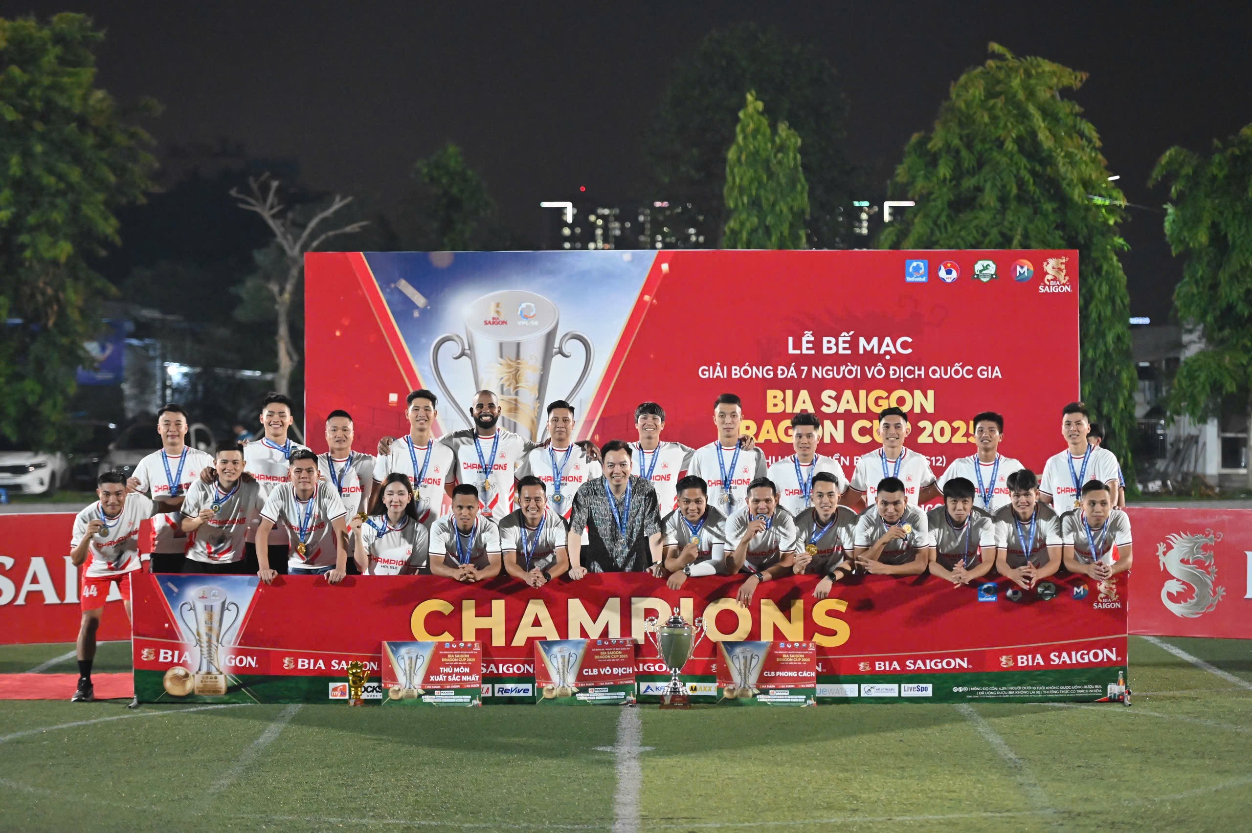 Thiên Khôi FC vô địch khu vực miền Bắc với thành tích bất bại Thiên Khôi FC vô địch khu vực miền Bắc với thành tích bất bại