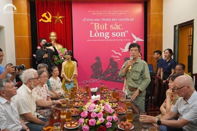 Thân nhân của các chiến sĩ cách mạng chia sẻ những câu chuyện về tinh thần cách mạng, lòng yêu nước