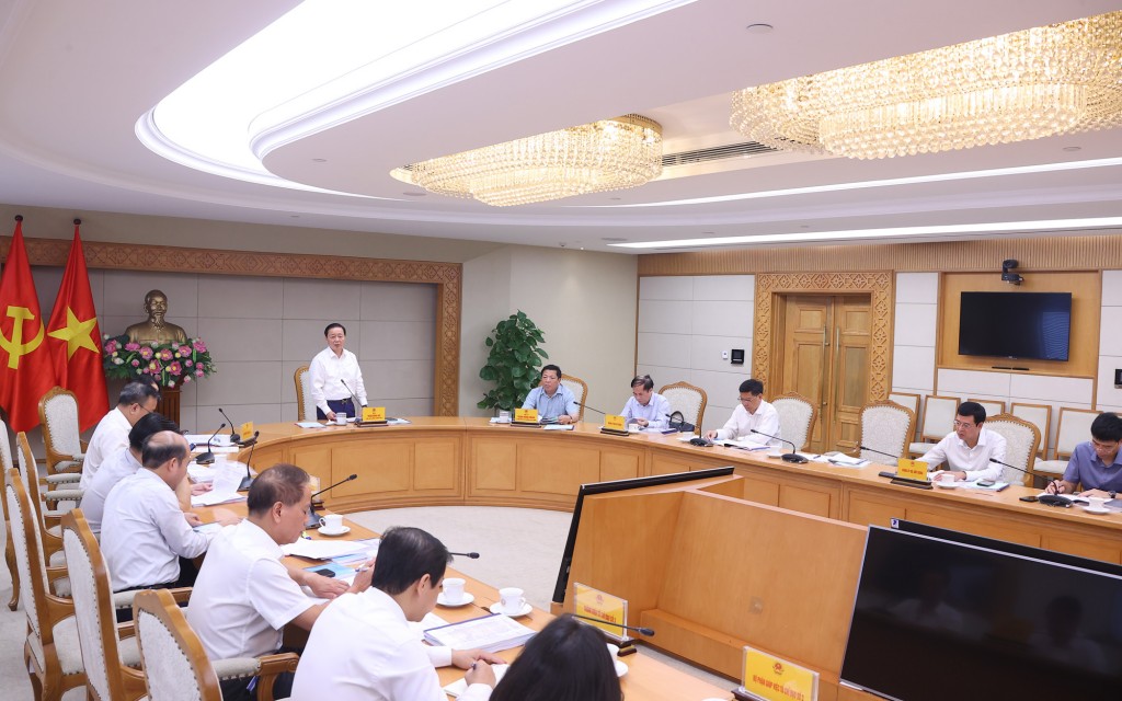 Phó Thủ tướng Trần Hồng Hà đánh giá cao tinh thần làm việc nghiêm túc, bài bản, chủ động và kịp thời của Đảng bộ Bộ Xây dựng trong công tác chuẩn bị Đại hội - Ảnh: VGP/Minh Khôi