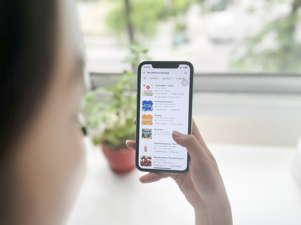 Người dùng đặt đơn GrabMart