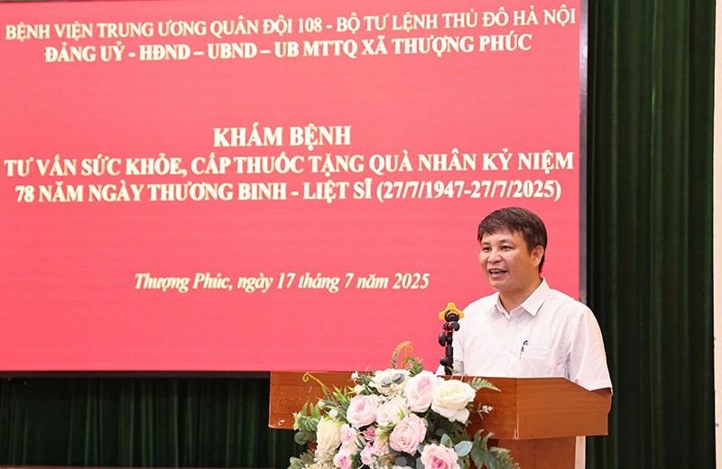 Đồng chí Đặng Hữu Hiệp, Phó Bí thư thường trực Đảng uỷ xã Thượng Phúc, Hà Nội phát biểu Đồng chí Đặng Hữu Hiệp, Phó Bí thư thường trực Đảng uỷ xã Thượng Phúc, Hà Nội phát biểu