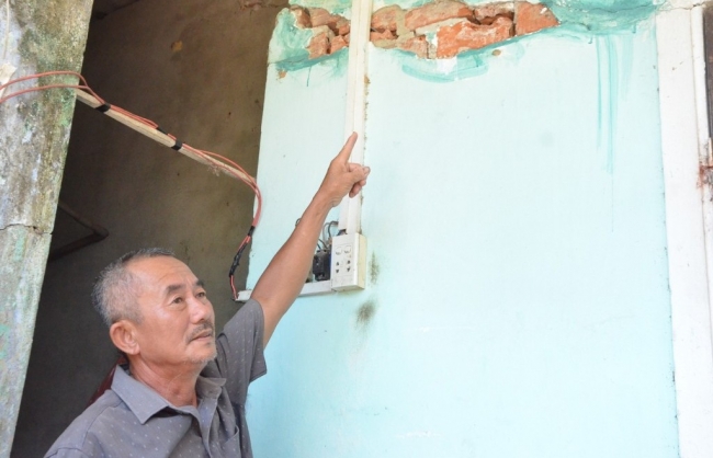 Đà Nẵng: Nhiều nhà dân bị nứt nghiêm trọng do thi công cao tốc