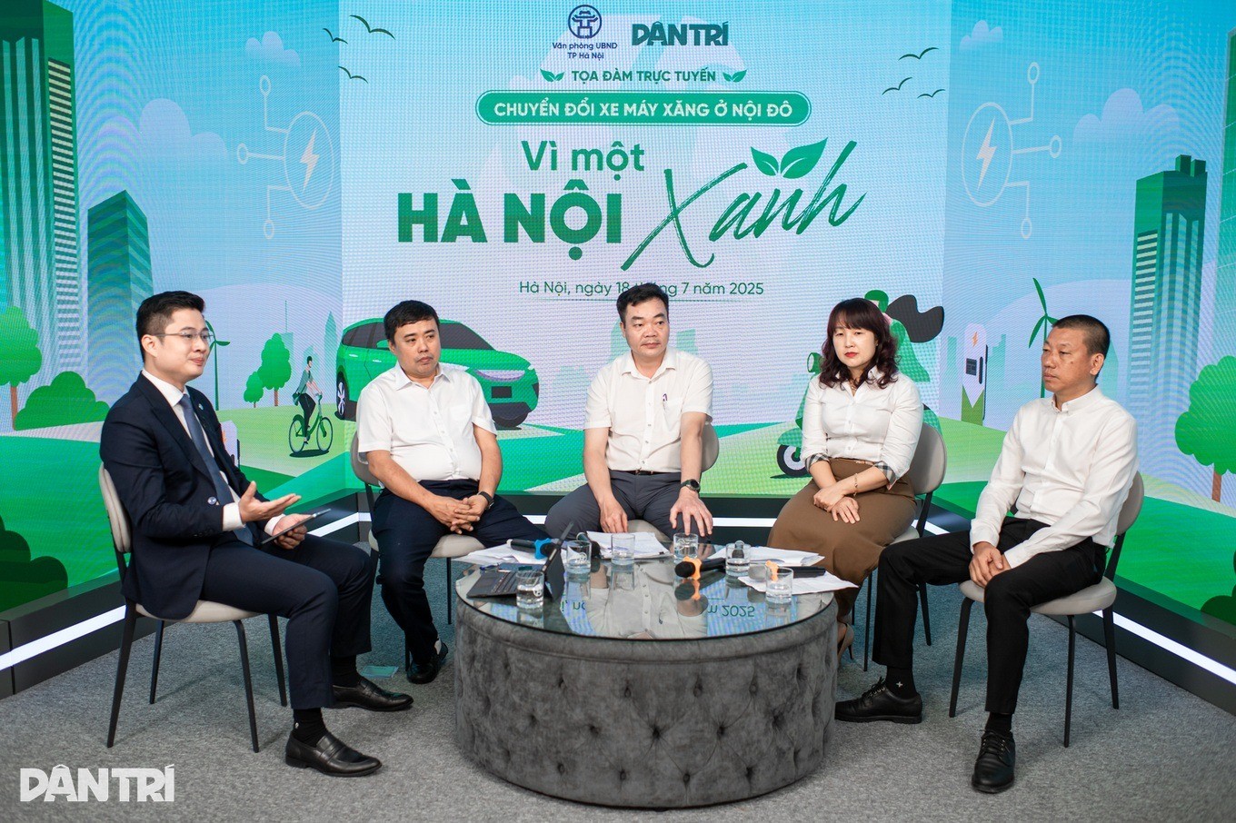 Hà Nội nỗ lực giảm phát thải, kiến tạo giao thông xanh