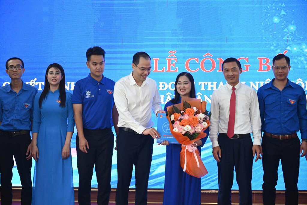 Ra mắt Ban chấp hành Đoàn Thanh niên UBND thành phố Hà Nội