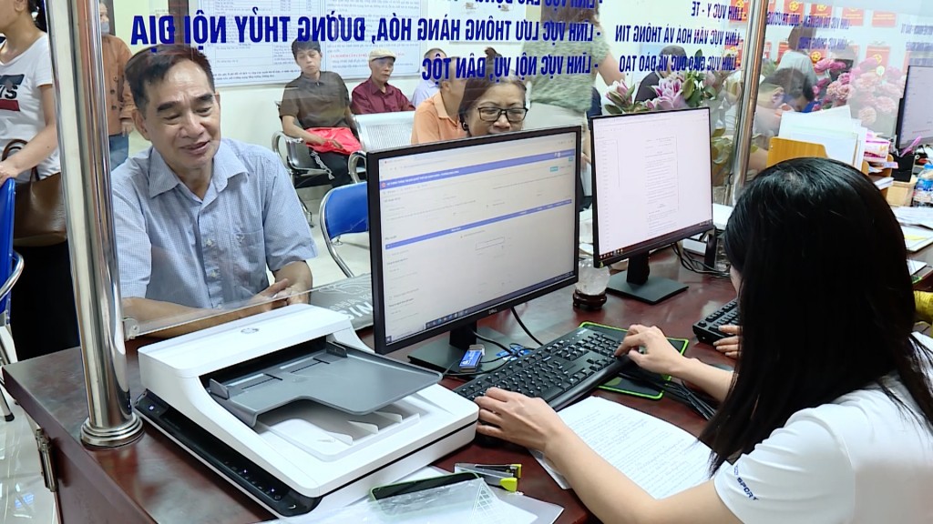 Cấp phường chủ động gỡ vướng giải quyết đất đai ngay khi tiếp nhận Cấp phường chủ động gỡ vướng giải quyết đất đai ngay khi tiếp nhận