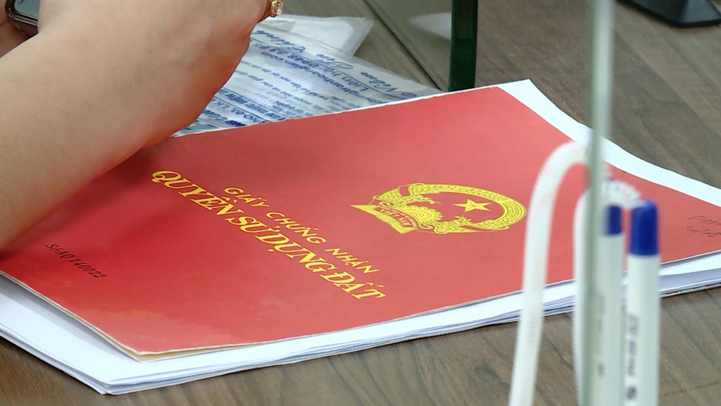 Cấp phường chủ động gỡ vướng giải quyết đất đai ngay khi tiếp nhận Cấp phường chủ động gỡ vướng giải quyết đất đai ngay khi tiếp nhận