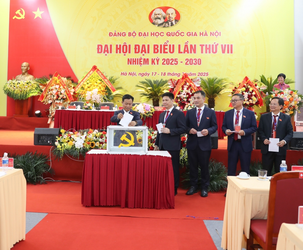 Đại học Quốc gia Hà Nội chú trọng chính sách sử dụng, đào tạo, thu hút và đãi ngộ nhân tài