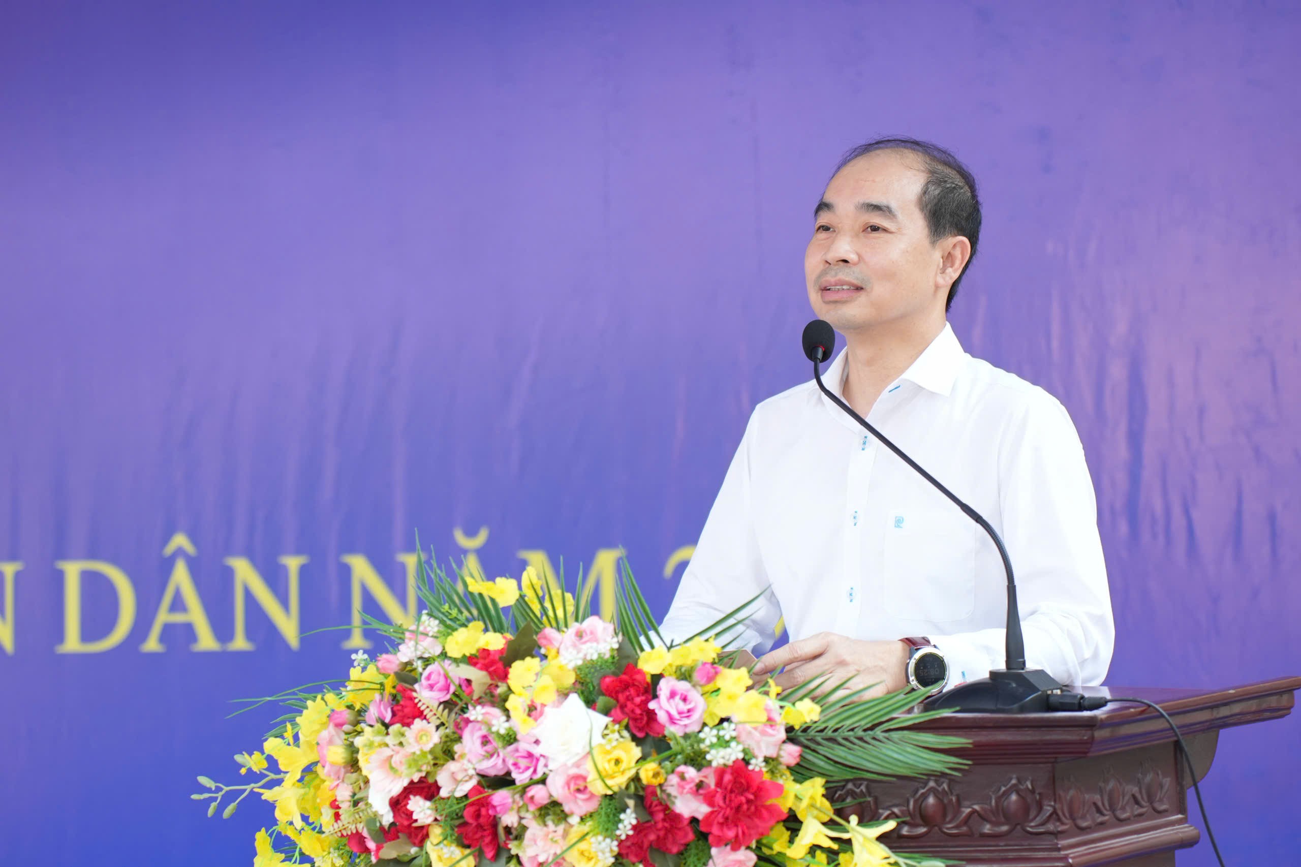 đồng chí Nguyễn Đình Hưng, Phó Giám đốc Phụ trách Sở Y tế thành phố Hà Nội