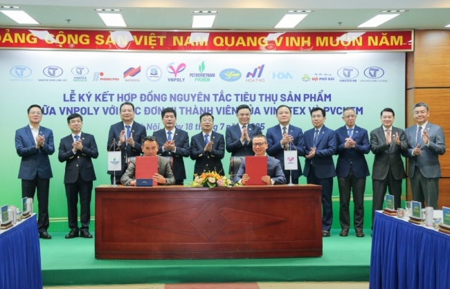 Petrovietnam - VINATEX tạo sự bền vững trong chuỗi cung ứng “hóa chất - xơ sợi - dệt may”