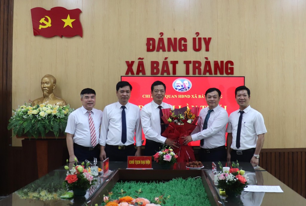 Các cơ quan Đảng xã Bát Tràng tổ chức Đại hội Chi bộ lần thứ I