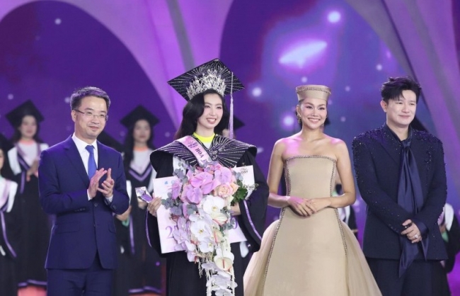 Nữ sinh Đại học Y Hà Nội là Hoa khôi Sinh viên Việt Nam