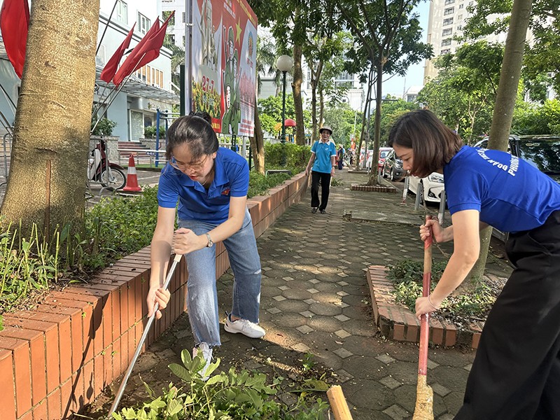 Tuổi trẻ phường Tây Mỗ, Đại Mỗ hưởng ứng Ngày “Chủ nhật xanh”