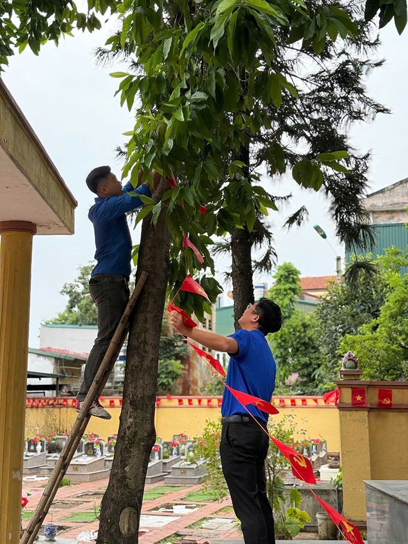 Tuổi trẻ phường Tây Mỗ, Đại Mỗ hưởng ứng Ngày “Chủ nhật xanh”