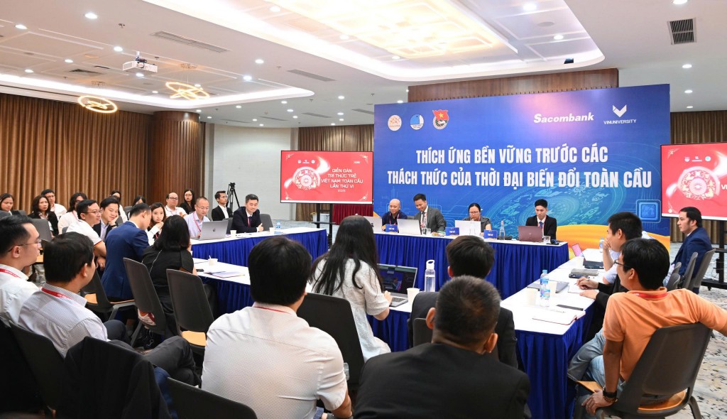 Các đại biểu tham dự phiên thảo luận