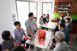 Hỗ trợ, thăm hỏi gia đình nạn nhân vụ lật tàu Vịnh Xanh 58