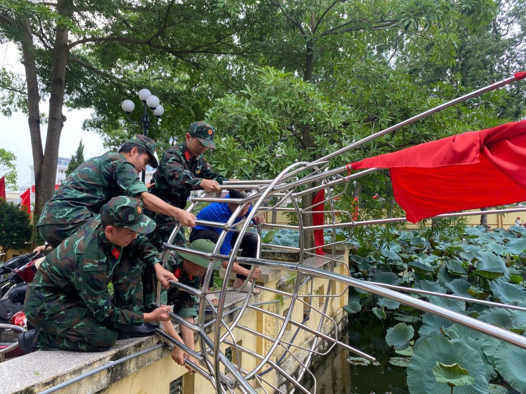 Tuổi trẻ xã Bát Tràng ra quân 