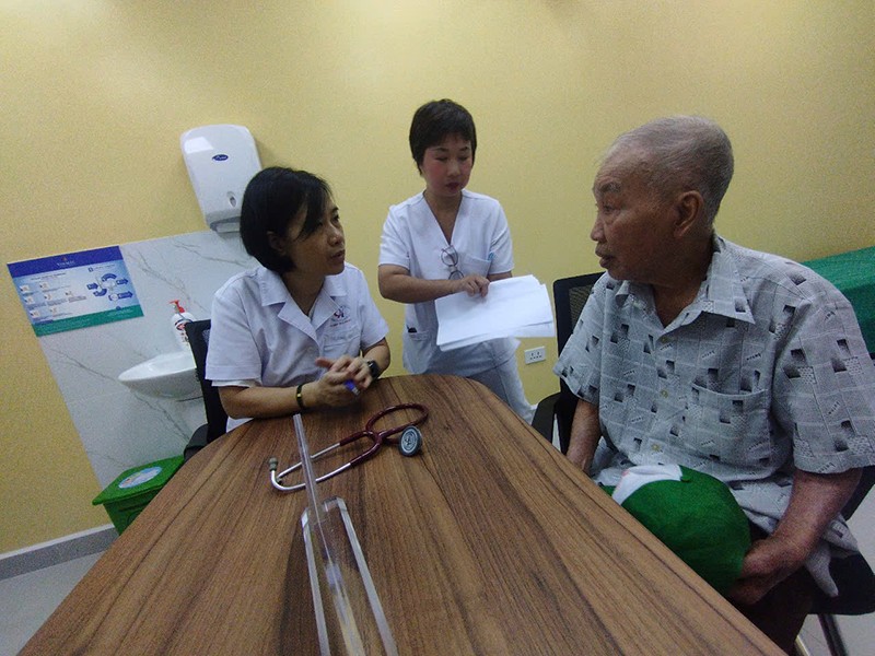 Hơn 160 thương, bệnh binh, người có công được khám, tư vấn sức khoẻ