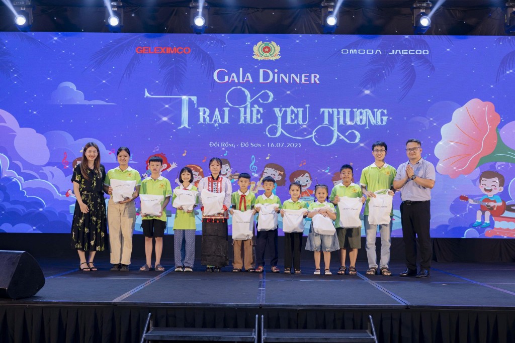 168 học sinh tiêu biểu tham gia “Trại hè yêu thương”
