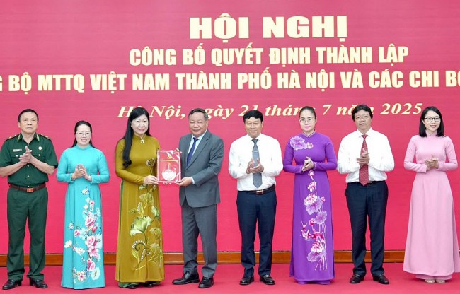 Thành lập Đảng bộ MTTQ Việt Nam TP Hà Nội gồm 36 chi bộ