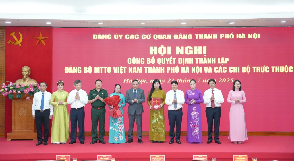 Thành lập Đảng bộ MTTQ Việt Nam TP Hà Nội gồm 36 chi bộ