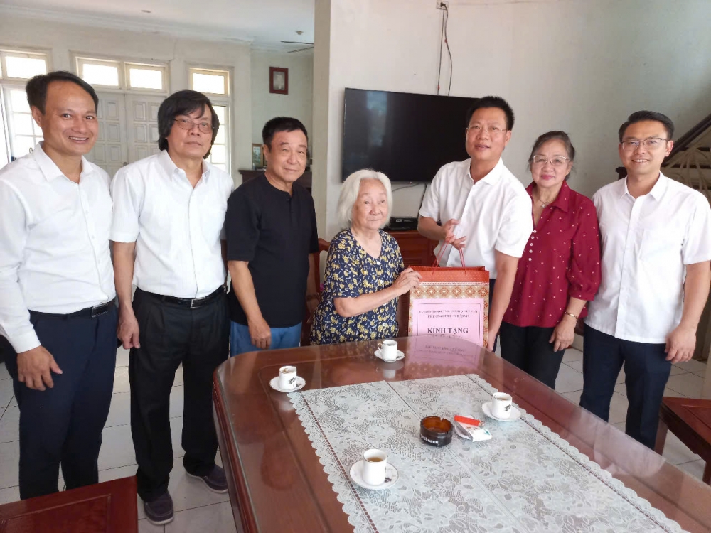 Phường Phú Thượng tri ân Mẹ Việt Nam anh hùng