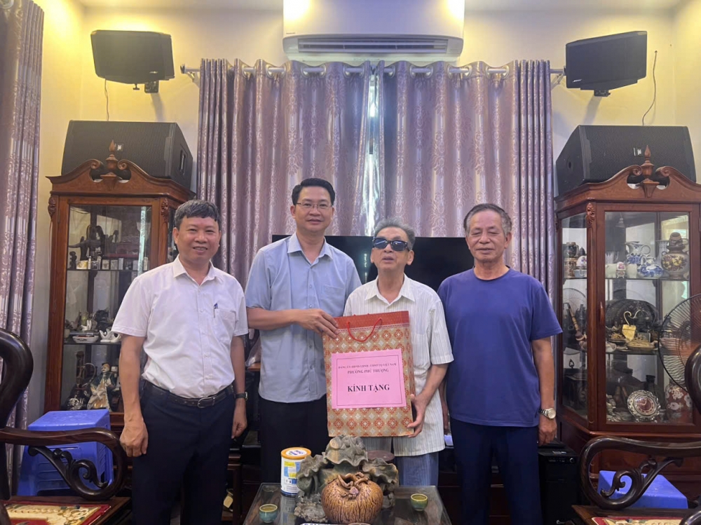 Phường Phú Thượng tri ân Mẹ Việt Nam anh hùng