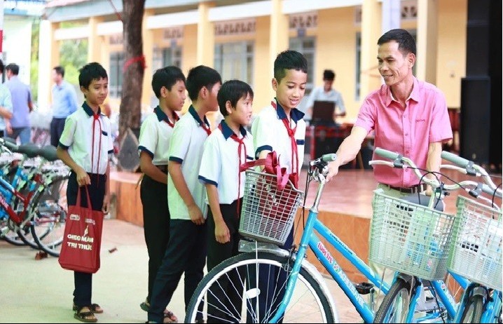 Agribank phát huy vai trò “Ngân hàng vì cộng đồng”, hướng tới an sinh xã hội toàn diện