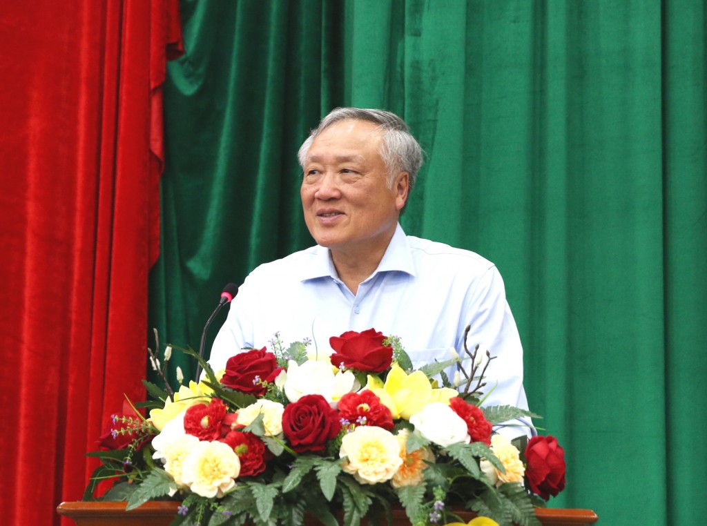 Phó Thủ tướng Thường trực Nguyễn Hòa Bình khẳng định, Đảng và Nhà nước luôn dành sự quan tâm đặc biệt trong chăm lo cho những người có công, gia đình chính sách - Ảnh: VGP/Nguyễn Hoàng