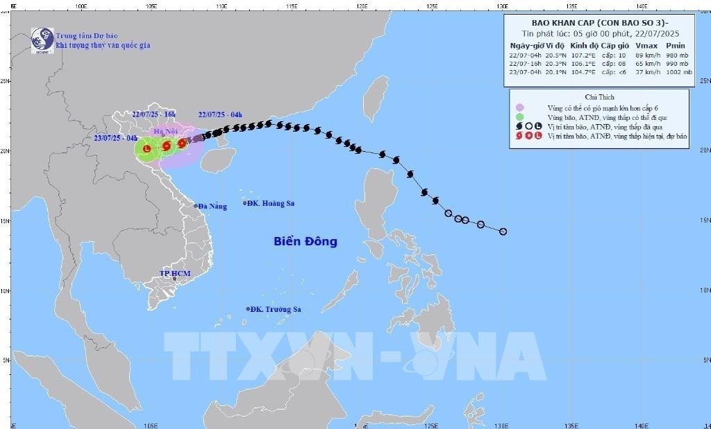Hướng di chuyển của bão số 3 lúc 4 giờ ngày 22/. Ảnh: TTXVN phát  