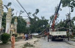 UBND xã Thanh Trì ứng trực 24/24h để phòng, chống bão số 3