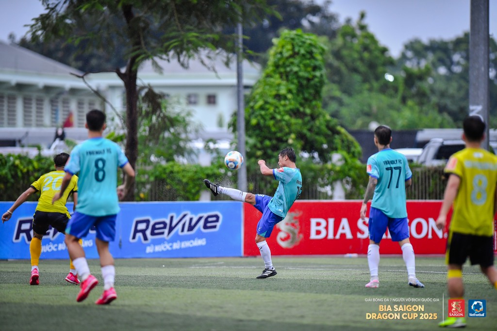 SHB chắc suất vé đi tiếp, bỏ ngỏ tấm vé tiếp theo...