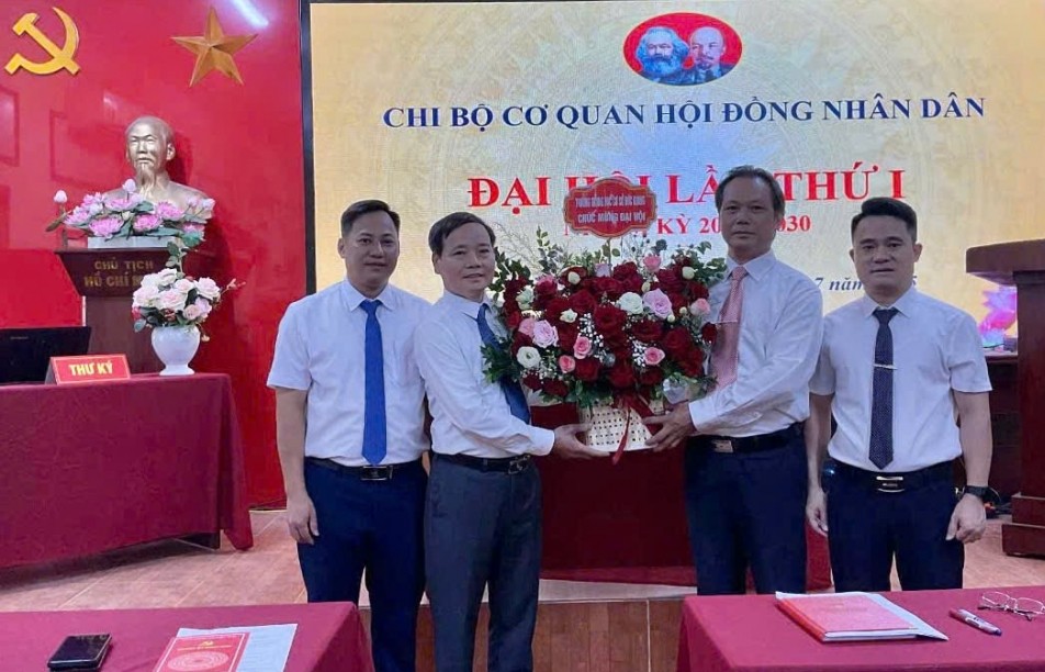 HĐND xã Hoài Đức: Đẩy mạnh đổi mới phương thức hoạt động, gần dân, sát dân