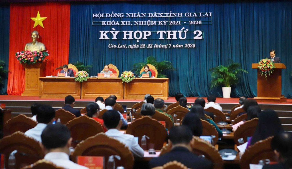 Gia Lai thông qua Nghị quyết về chính sách hỗ trợ cán bộ, công chức, viên chức và người lao động bị ảnh hưởng do sắp xếp đơn vị hành chính cấp tỉnh, cấp xã
