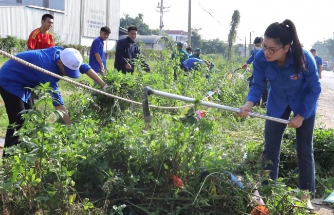 "Áo xanh" trên miền quê mới: Câu chuyện của lòng biết ơn, trách nhiệm
