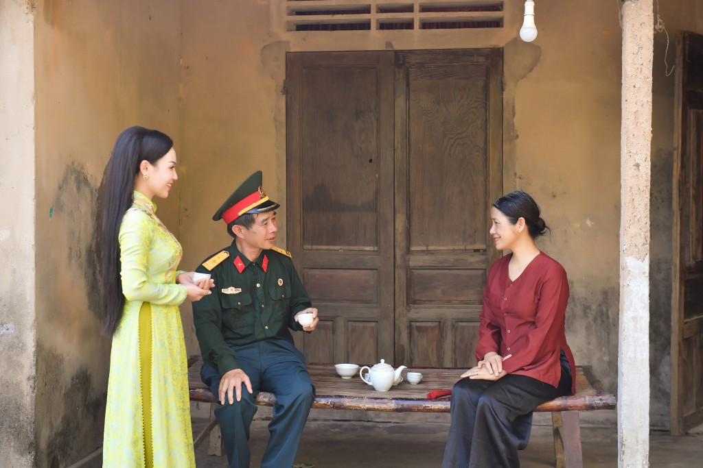 MV “Còn mãi với non sông” - tiếng hát tri ân của Khánh Ly