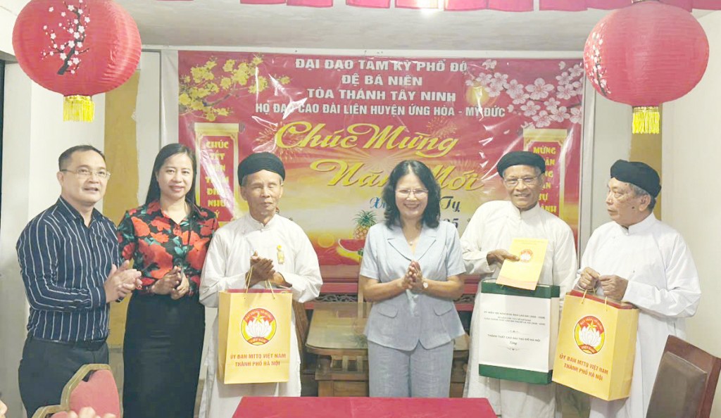 Đoàn công tác thăm Thánh thất Cao Đài liên huyện Ứng Hòa - Mỹ Đức thuộc Hội thánh Cao đài Tây Ninh Thủ đô Hà Nội