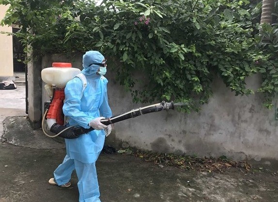 Xã Nam Phù chủ động phòng chống dịch bệnh trong và sau bão lụt, mưa lũ