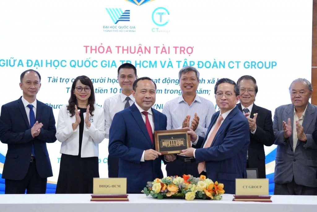 Đại học Quốc gia TP HCM và CT Group hợp tác nghiên cứu