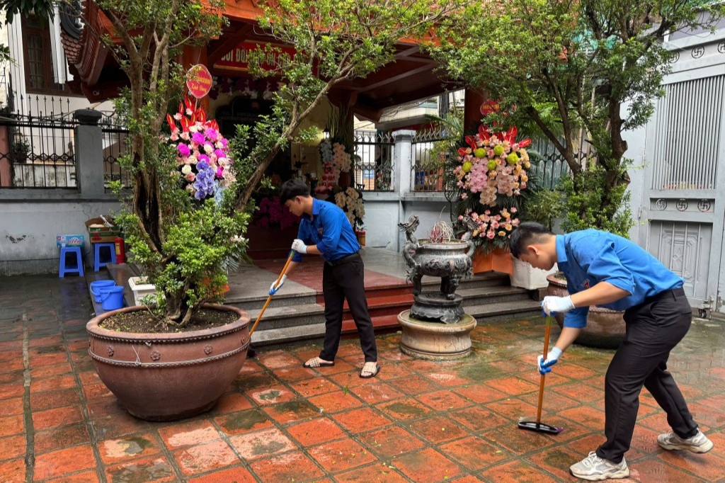 Tuổi trẻ tri ân thế hệ cha anh bằng hành động ý nghĩa