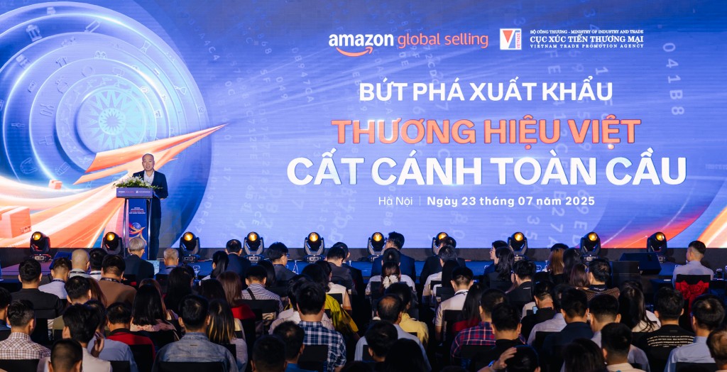 Ông Vũ Bá Phú, Cục trưởng Cục Xúc tiến thương mại, Bộ Công thương phát biểu khai mạc hội nghị