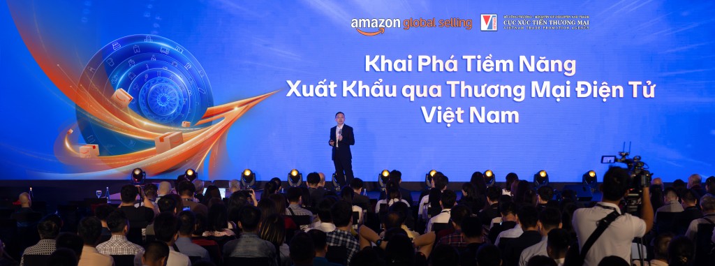 Ông Larry Hu, Tổng Giám đốc Amazon Global Selling Đông Nam Á, khẳng định Amazon Global Selling tiếp tục hỗ trợ doanh nghiệp Việt Nam đổi mới sản phẩm, chuyển đổi số hoạt động và vươn ra toàn cầu