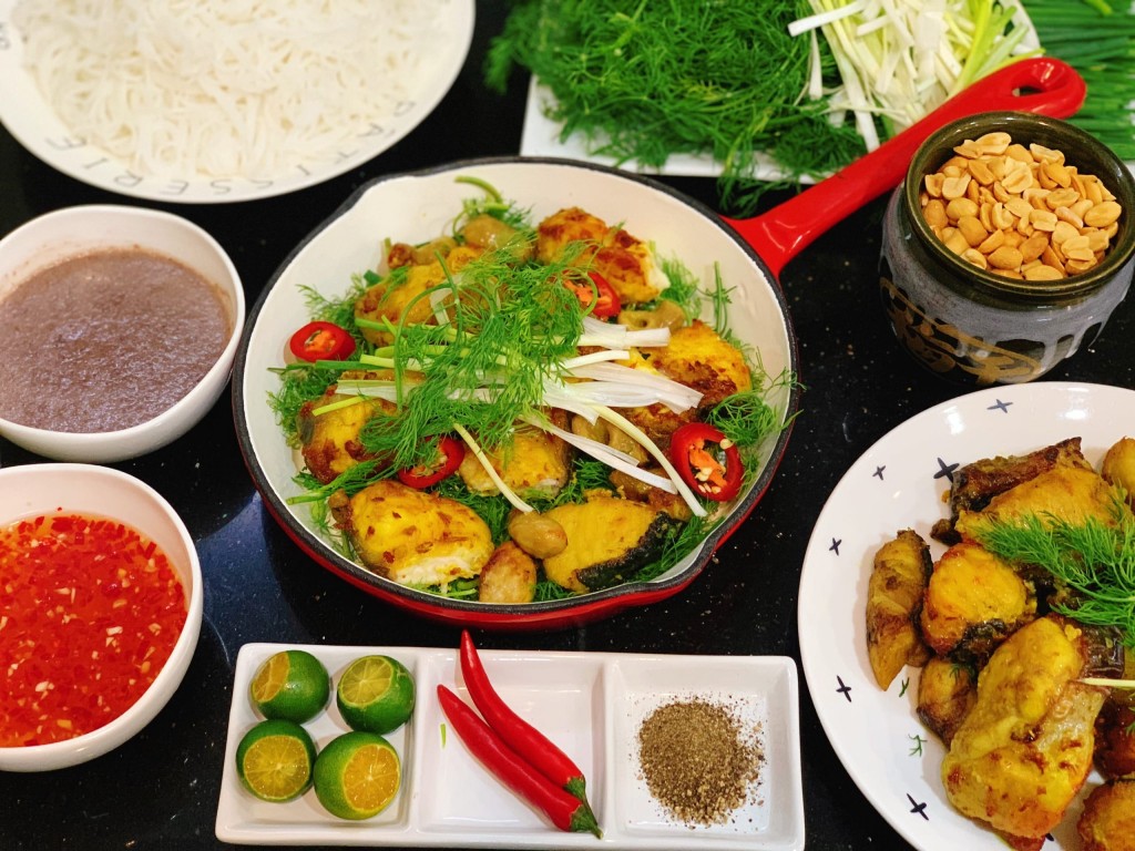 Bài 2: Lợi thế đặc trưng của Hà Nội