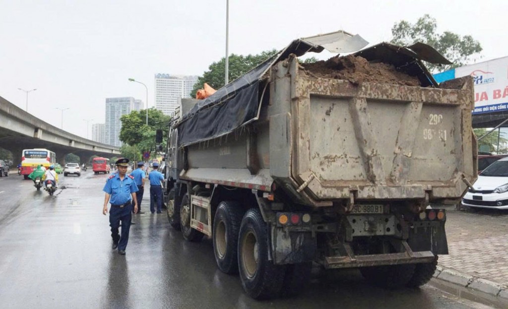 Những nguồn thải ô nhiễm trong lòng phố