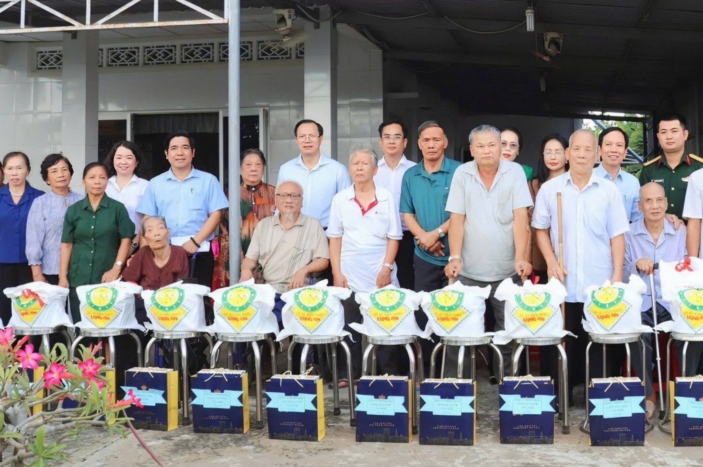 Tây Ninh: Nhiều hoạt động thiết thực đối với gia đình chính sách
